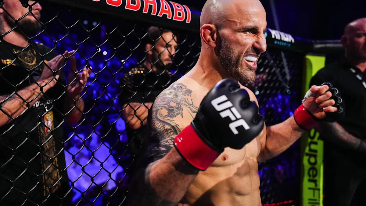 Alexander Volkanovski believes Aljamain Sterling deserves title shot over Brazilian knockout artist