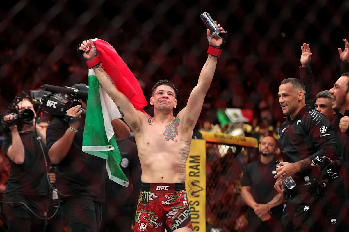 Brandon Moreno surprised by split decision scoring in Noche UFC win: 'What the f*ck?