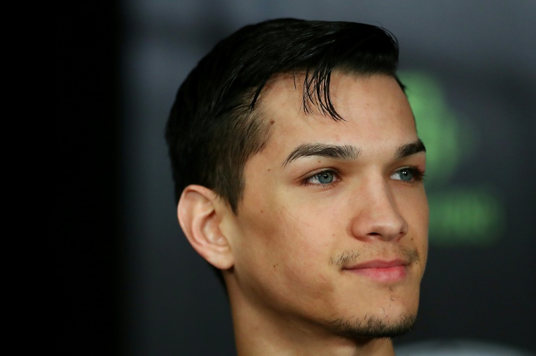 Figueroa loses title at weigh-in but Kameda can win it