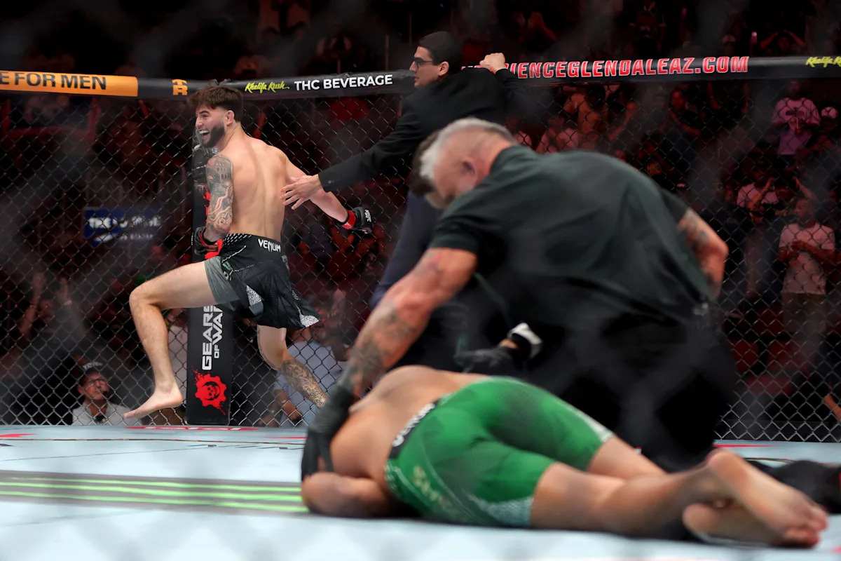 Video, poll: What was the best stoppage at Noche UFC?