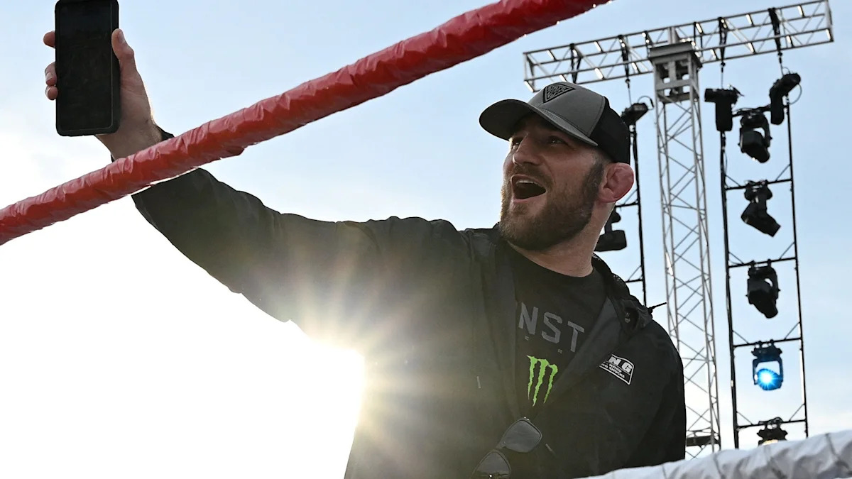 Ex-UFC champ says Sean Strickland not wrong for speaking out on fighter pay