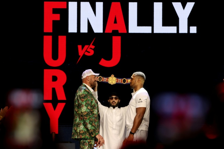 Fury, Joshua kick off battle of Britain in good spirits