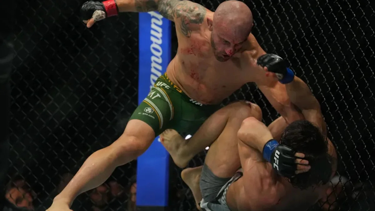 Alexander Volkanovski beats Movsar Evloev at UFC 333 to retain featherweight title