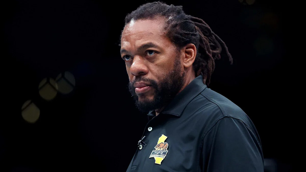 Herb Dean Receives Sympathy From UFC Star Alex Pereira