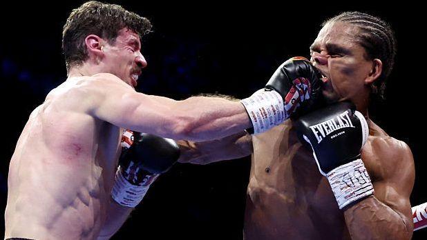 Warburton beats Heaney in rematch to retain title