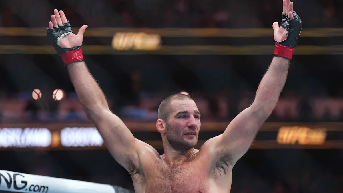 Sean Strickland ponders vacating UFC title, departing promotion over pay dispute