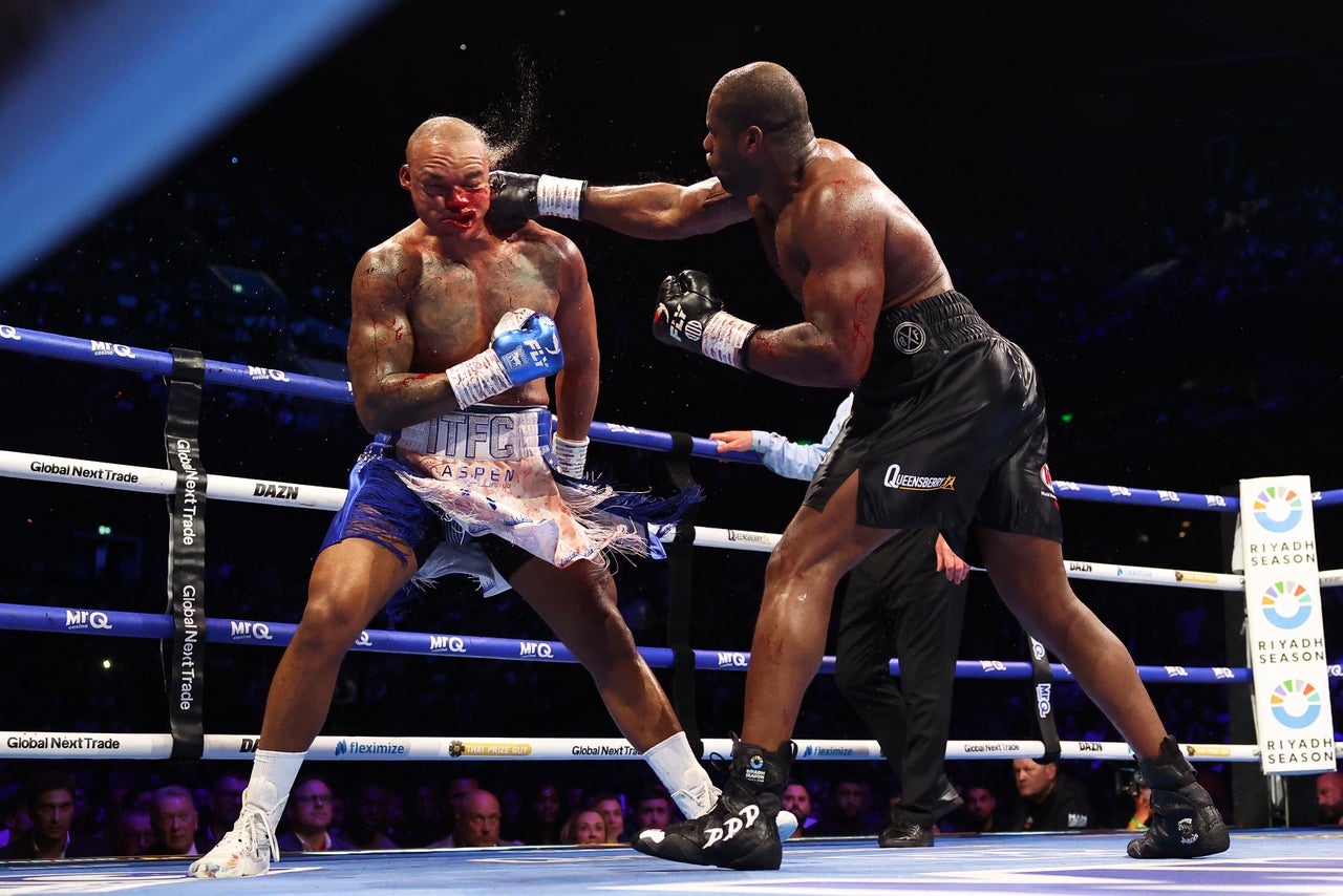 Fabio Wardley was stopped by Dubois in round 11 (Getty)