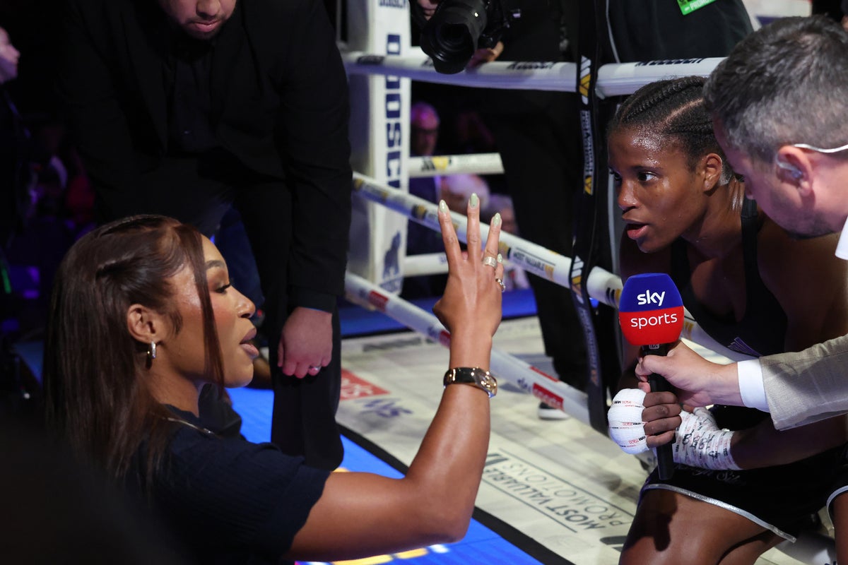 Alycia Baumgardner (left) trading words with Caroline Dubois (Getty)