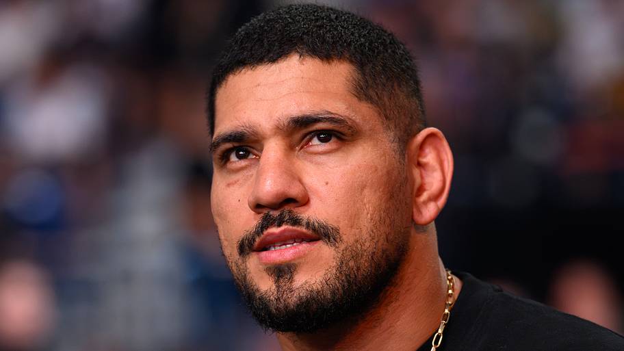 Ex-UFC Champion Alex Pereira Teases Next Fight News in Huge Update