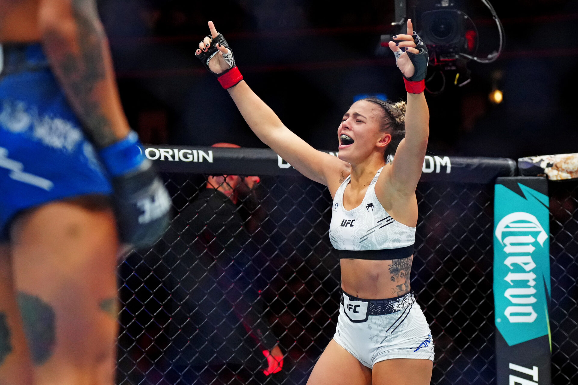 MMA: UFC Fight Night-Denver-Santos vs Agapova