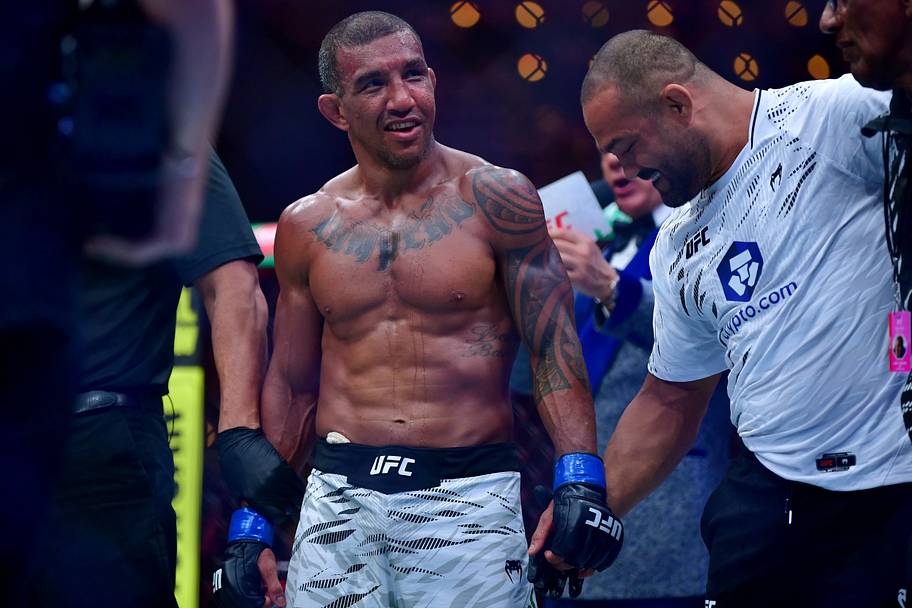 Raoni Barcelos (blue gloves) reacts after defeating Payton Talbott (not pictured) during UFC 311 at Intuit Dome.
