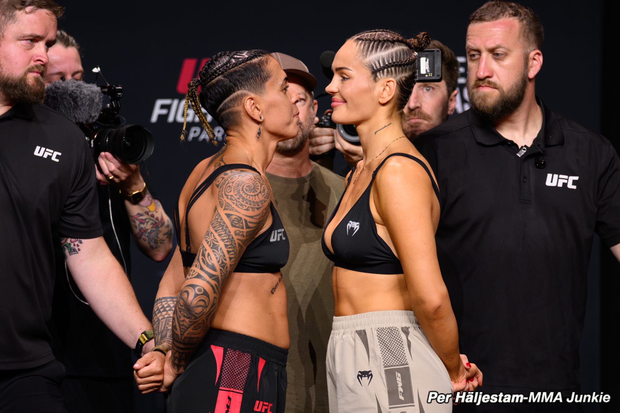 Nora Cornolle vs. Klaudia Sygula, UFC Fight Night 287 ceremonial weigh-ins faceoff