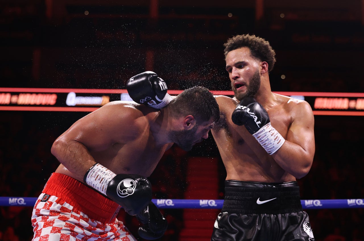 Moses Itauma and Filip Hrgovic exchange punches (Getty)