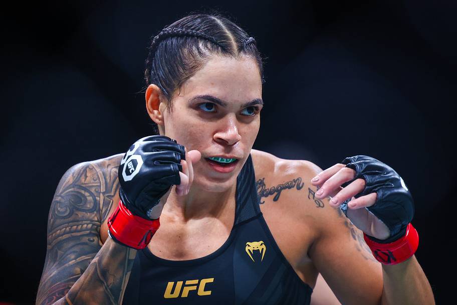 Amanda Nunes fights against Irene Aldana during UFC 289 at Rogers Arena.