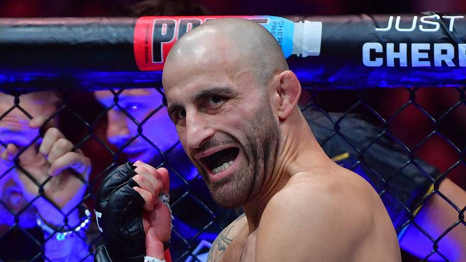 Alexander Volkanovski at UFC 298.