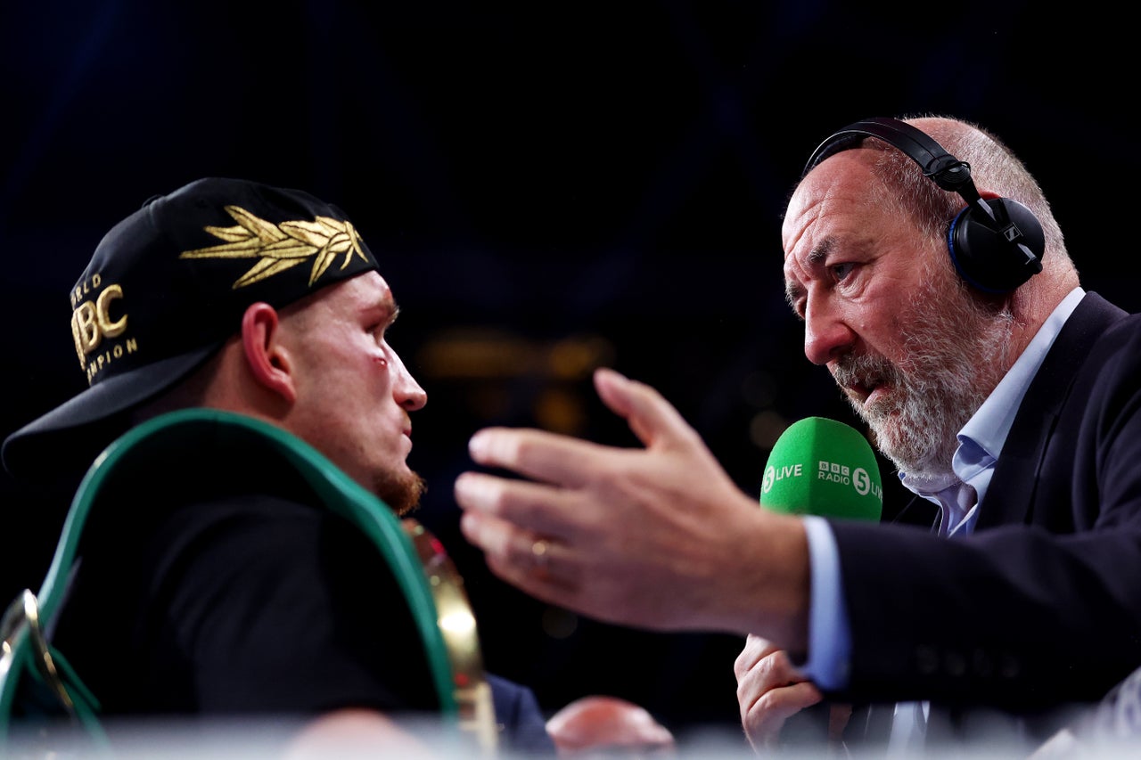 Smith speaks to The Independent columnist Steve Bunce after the fight (Getty)