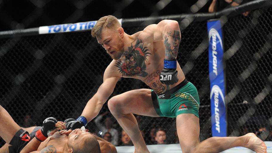 Aldo vs. McGregor at UFC 194.