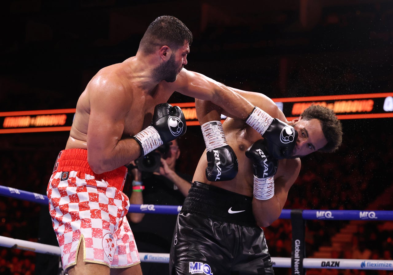 Moses Itauma was stopped in the ninth round of his clash with Filip Hrgovic (Getty)