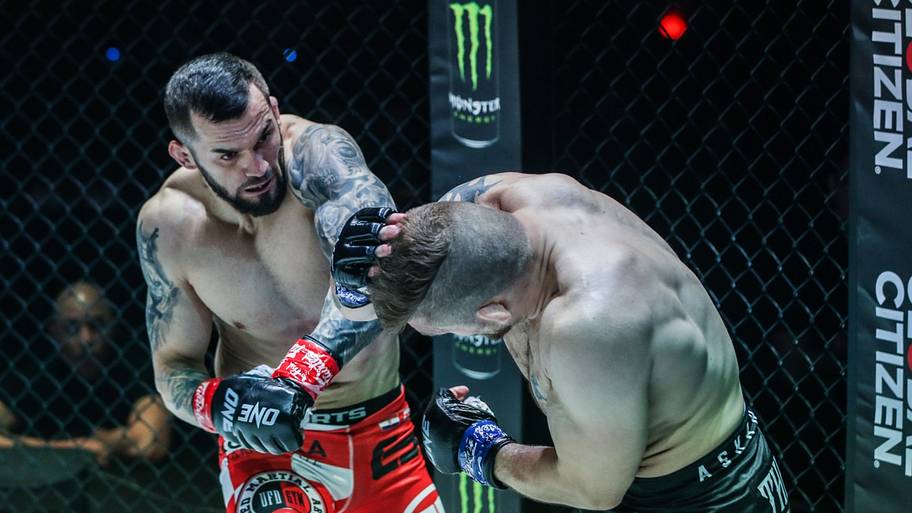 Roberto Soldi makes his promotional debut at UFC 332.