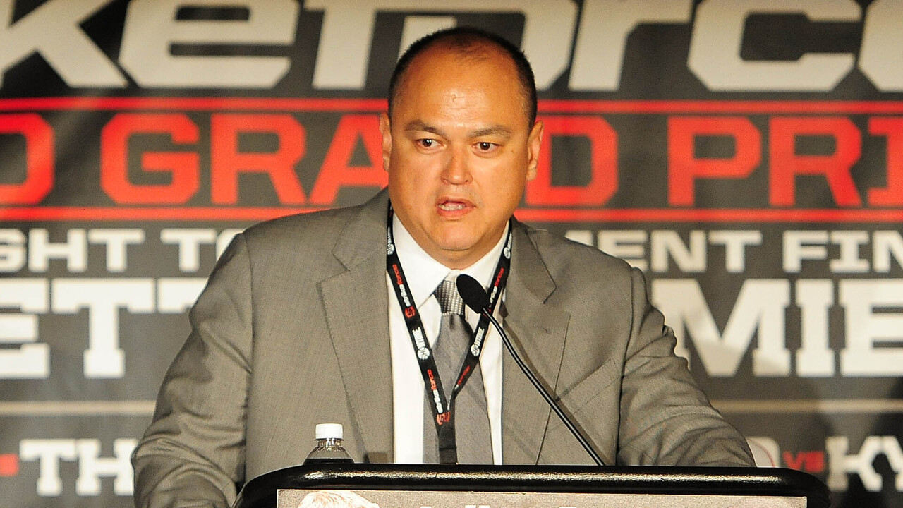 MMA: Strikeforce-Grand Prix Final-Barnett vs Cormier MMA Weekend