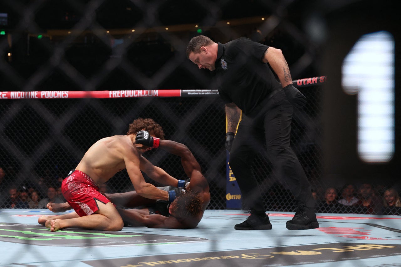 Ateba Gautier was knocked out by Roman Kopylov in an upset defeat (Reuters)